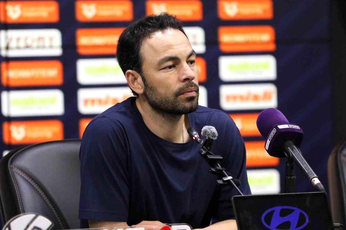 Selçuk İnan: "Bu sene takım ruhuyla ligde kaldık"