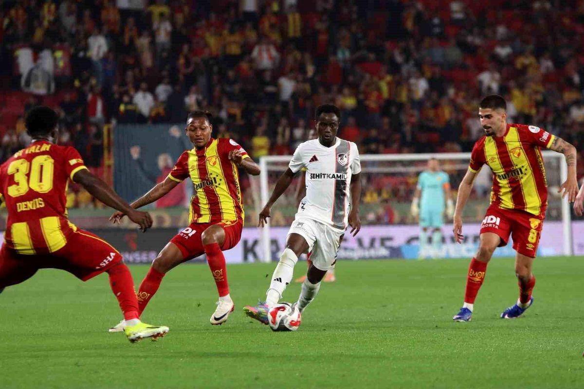 Trendyol Süper Lig: Göztepe: 2 Gaziantep FK: 1 (Maç sonucu)
