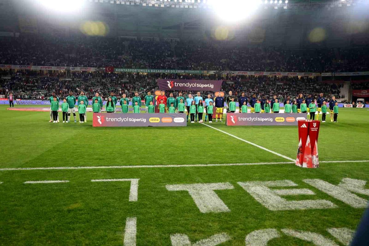 Trendyol Süper Lig: Konyaspor: 0 Fenerbahçe: 1 (Maç devam ediyor)