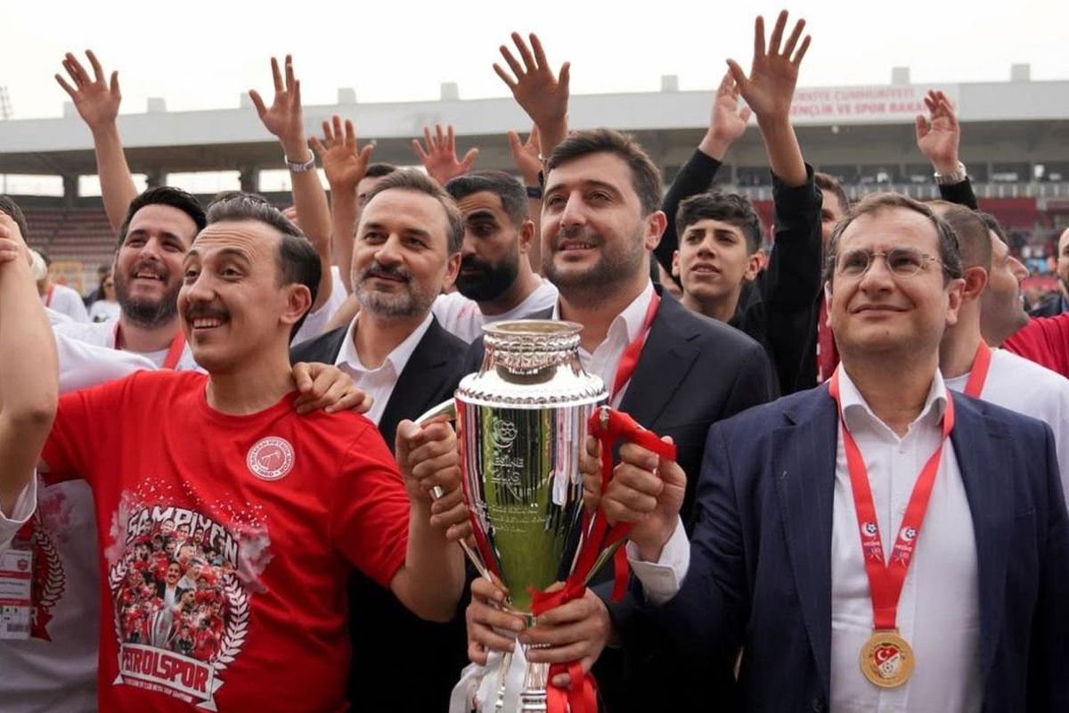 Batman Petrolspor'da şampiyonluk coşkusu