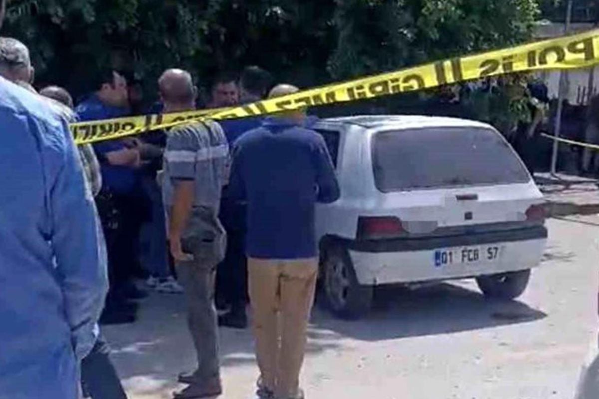 Tarsus'ta genç adam aracında ölü bulundu