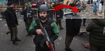 Pakistan'da düzenlenen intihar saldırısında 12 polis hayatını kaybetti
