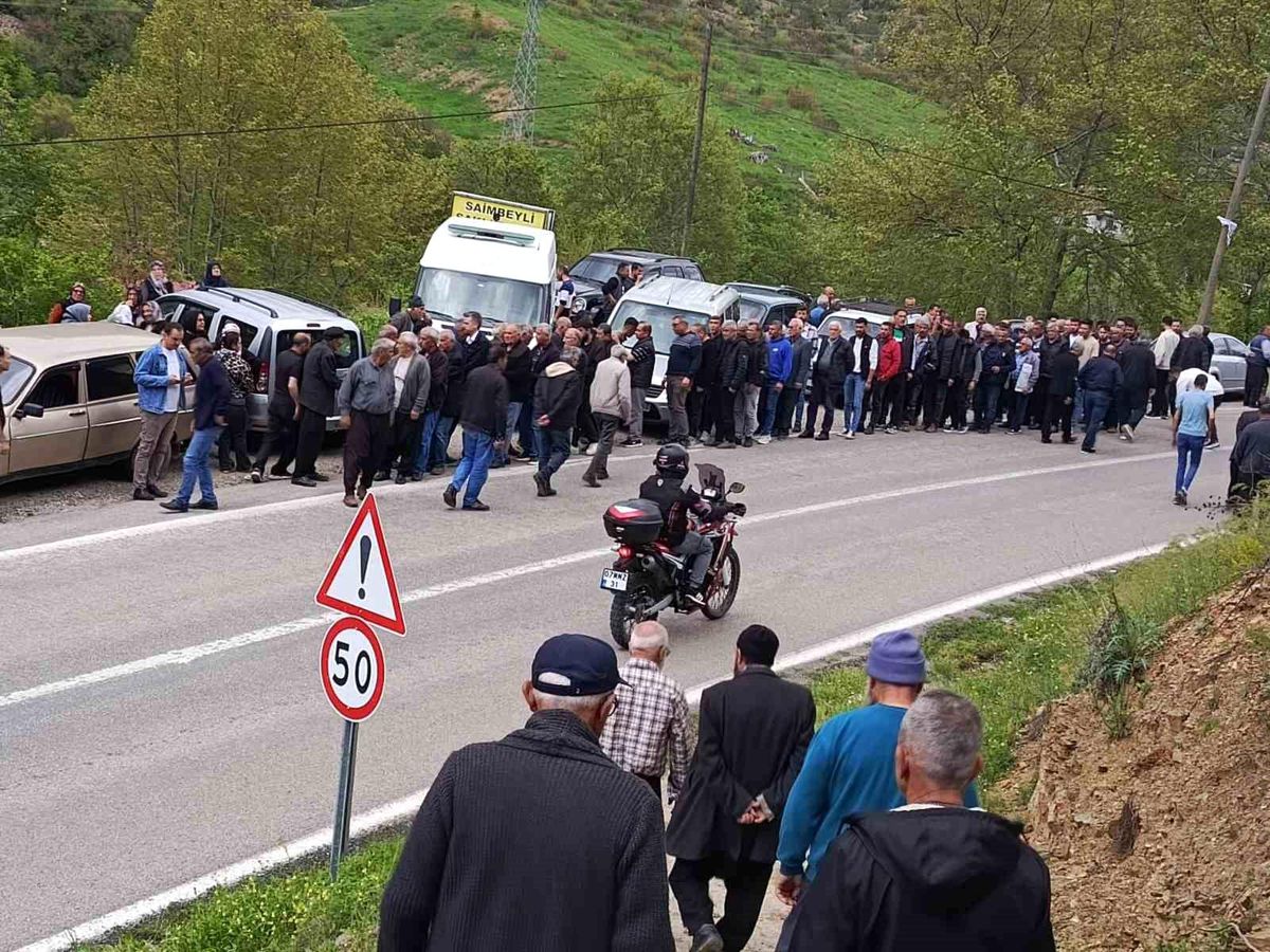 Şelalede boğulmuştu, engelli genç son yolculuğuna uğurlandı