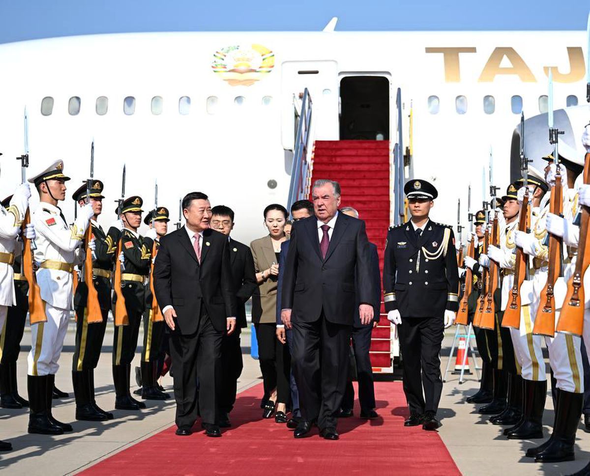 Albüm: Tacikistan Cumhurbaşkanı Rahman, Çin'in Başkenti Beijing'de