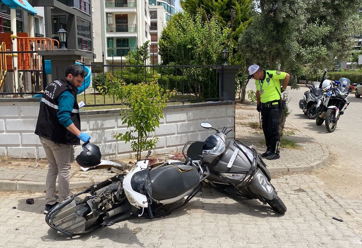 Aydın'da iki motosikletin çarpıştığı kaza güvenlik kamerasında