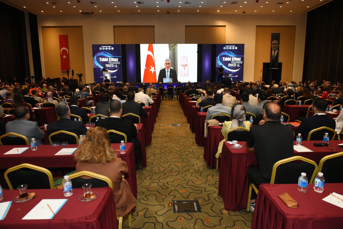 Bakan Memişoğlu: Tıbbi cihaz alımlarında yerli üretim oranımızı yüzde 31'in üzerine çıkardık