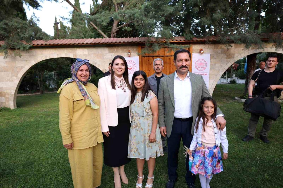 Hatay'da Şehit anneleri ve depremzede anneler unutulmadı