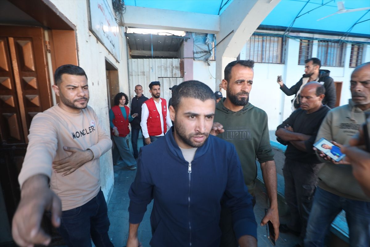 İsrail, Gazze'den alıkoyduğu 5 Filistinli esiri serbest bıraktı