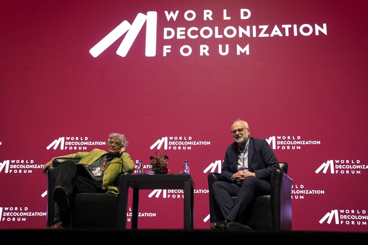 Psikiyatrist Prof. Dr. Kemal Sayar ve Sushrut Jadhav, 'World Decolonization Forum'da konuştu Açıklaması