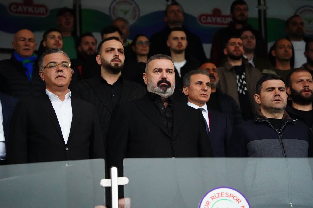 Çaykur Rizespor'da olağanüstü kongre kararı