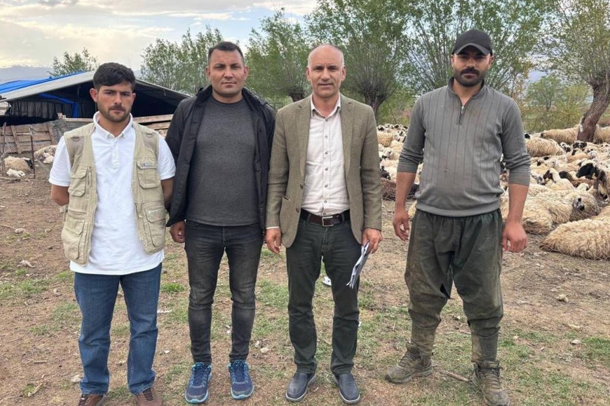 Türkiye'de bir ilk! 150 bin isteniyordu, asgari ücretle göreve başladılar