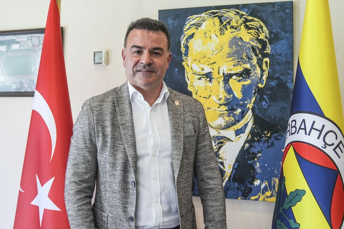 Fenerbahçe Kulübünde yönetici Ufuk Şansal'ın 5 kupa gururu