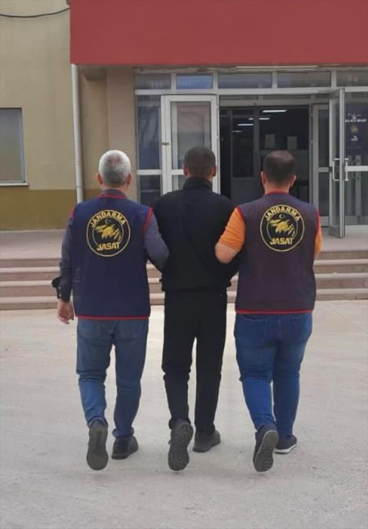 Gaziantep'te 40 yıl kesinleşmiş hapis cezası bulunan hükümlü yakalandı
