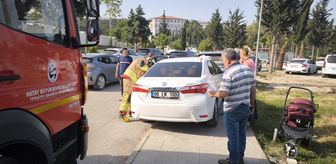 Hatay'da otomobilde kilitli kalan bebeği itfaiye ekibi kurtardı