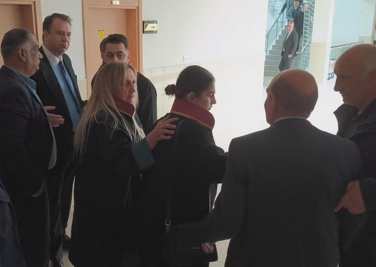 Kars'ta 'Aynalı Köşk' davasının duruşmasında gerginlik