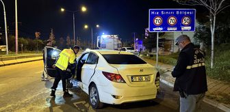 Kırıkkale'de park halindeki çekiciye çarpan otomobildeki 1 kişi öldü, 1 kişi yaralandı