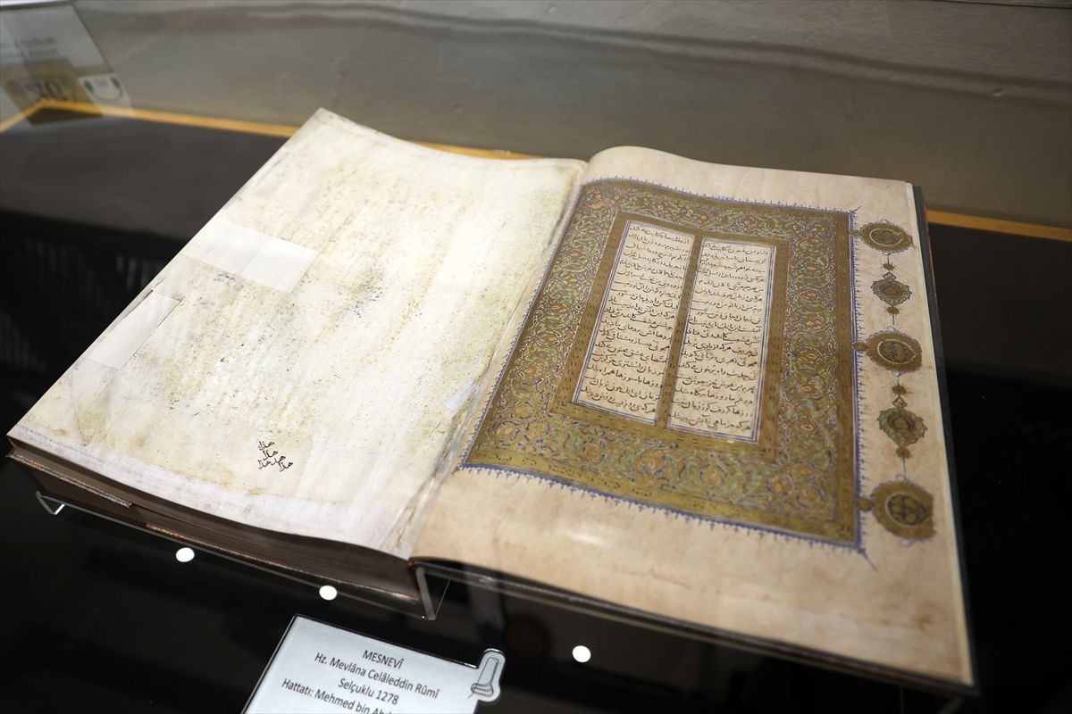 Mevlana'nın UNESCO Dünya Belleği'ne alınan eserleri özel koşullarda korunuyor