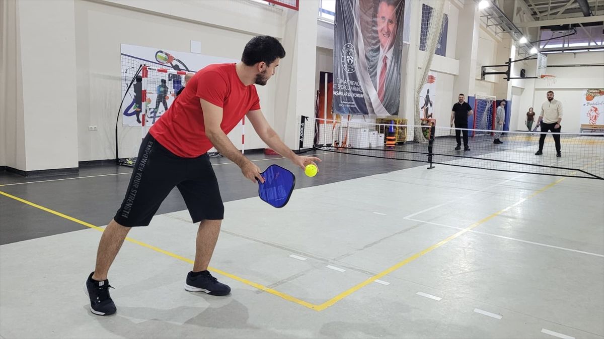 Samsun'da dezenformasyona karşı "pickleball" etkinliği düzenlendi