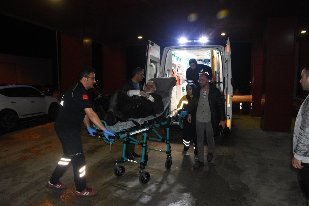 Samsun'da sağanak sonrası oluşan selde hafif yaralanan 12 kişi hastaneye kaldırıldı