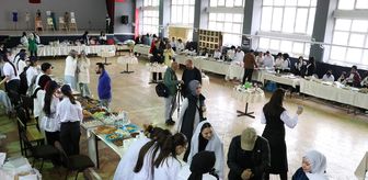 Erzurum'da öğrencilerden Türk Silahlı Kuvvetlerini Güçlendirme Vakfına kermes geliri desteği
