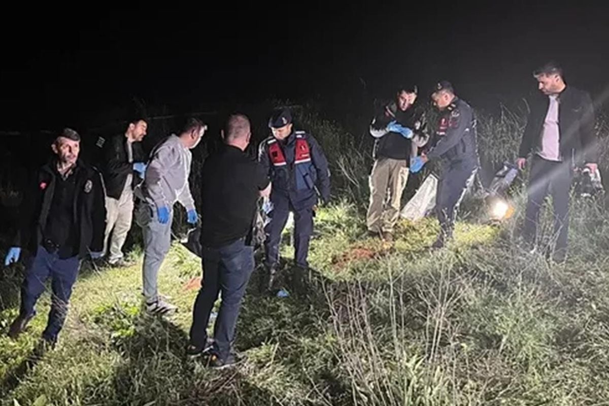 Uşak'ta tarlada ceset bulundu