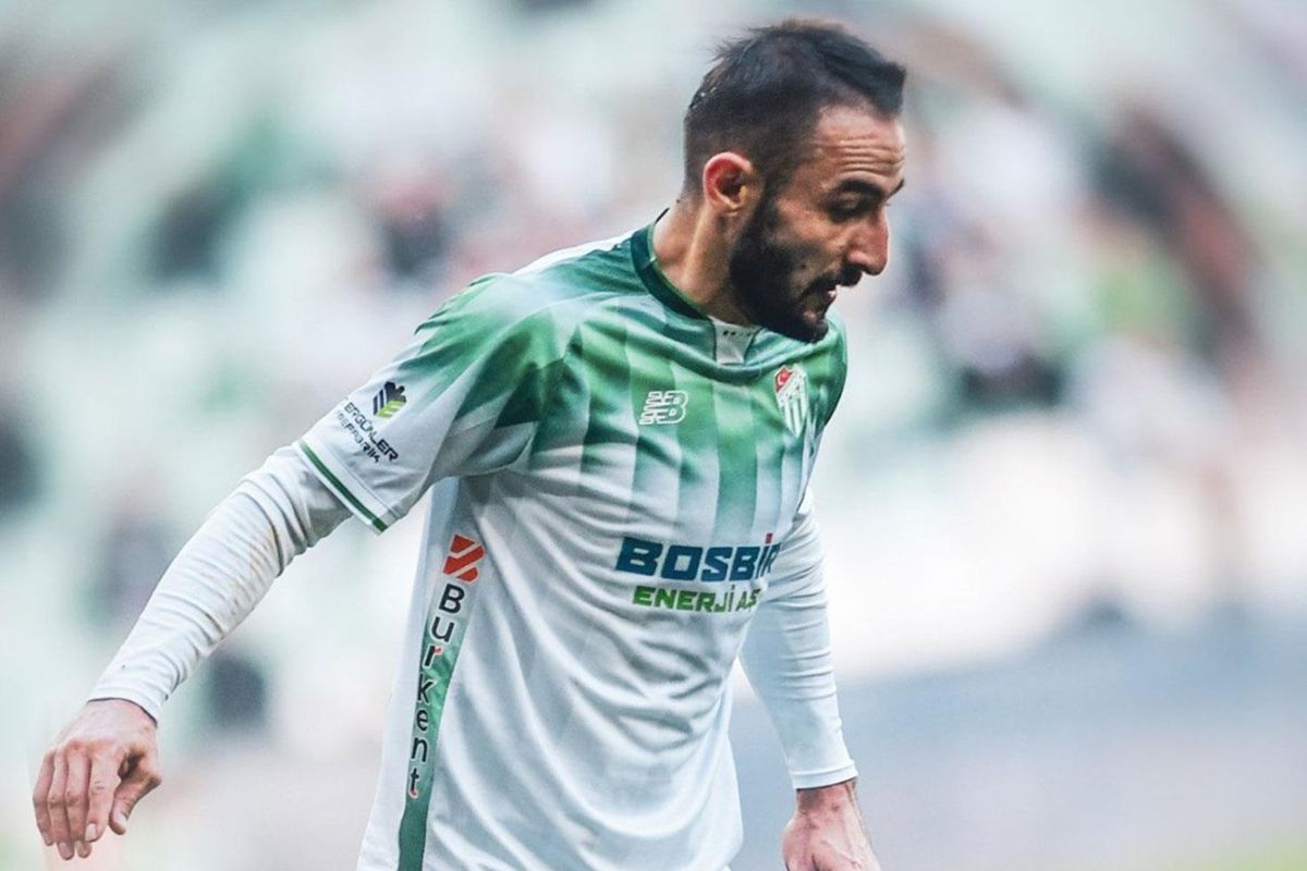 Yaprak dökümü sürüyor! Şampiyon Bursaspor'da bir ayrılık daha