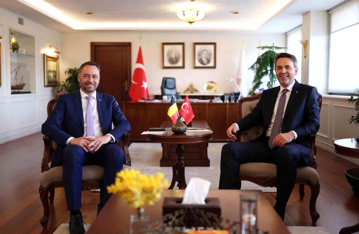 Bakan Bayraktar, Belçika Başbakan Yardımcısı Prevot ile görüştü