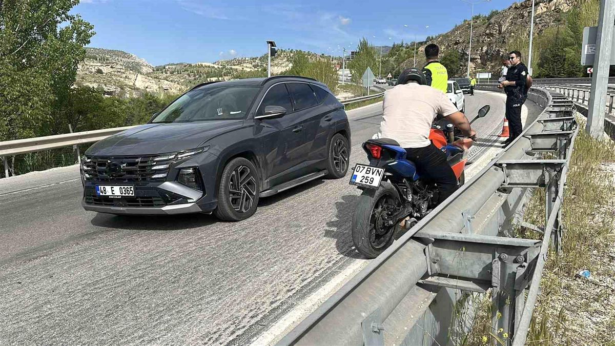 Burdur'da motosiklet kazası: 1 yaralı