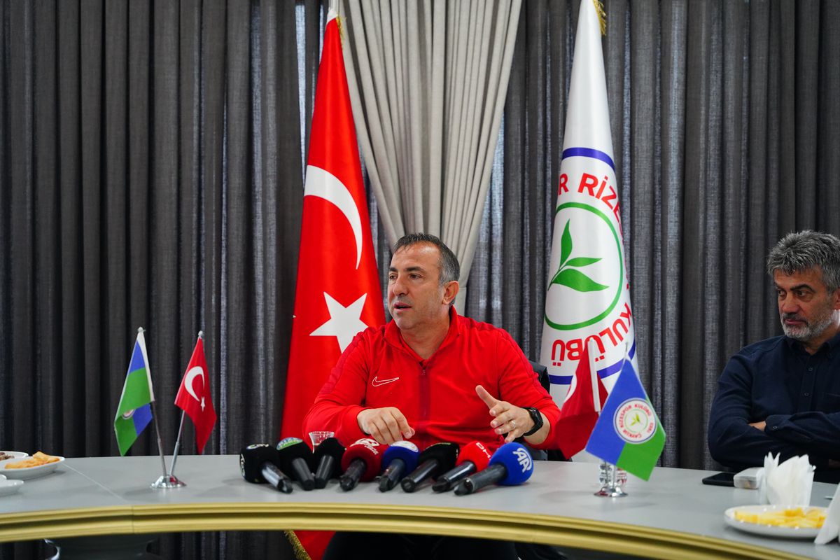Çaykur Rizespor Teknik Direktörü Recep Uçar: 'Ligi 8. sırada bitirme arzumuz devam ediyor'