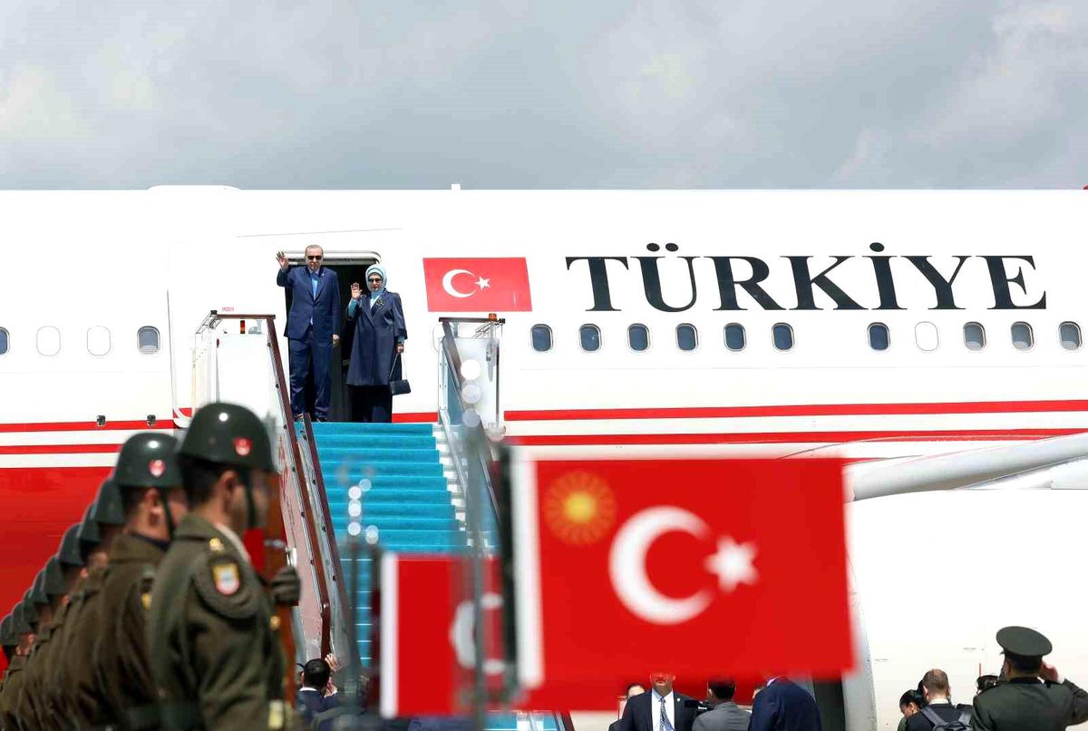 Cumhurbaşkanı Erdoğan Kazakistan'a gitti