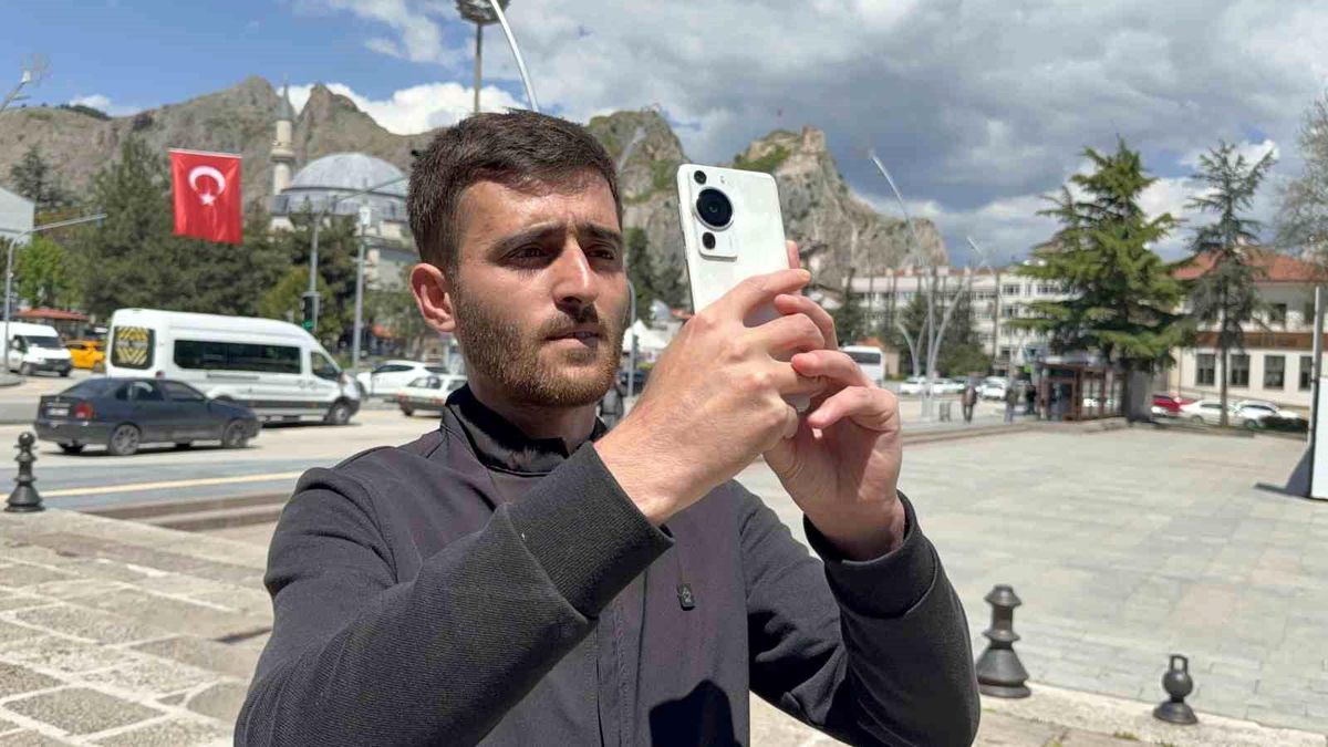 Dünya başarısı vize engelinin ardından şimdi de gümrüğe takıldı