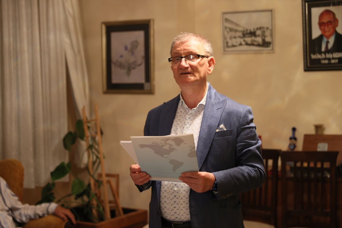Edirne'de Osmanlı geleneklerinden 'Helva sohbetleri' etkinliği gerçekleştirdi
