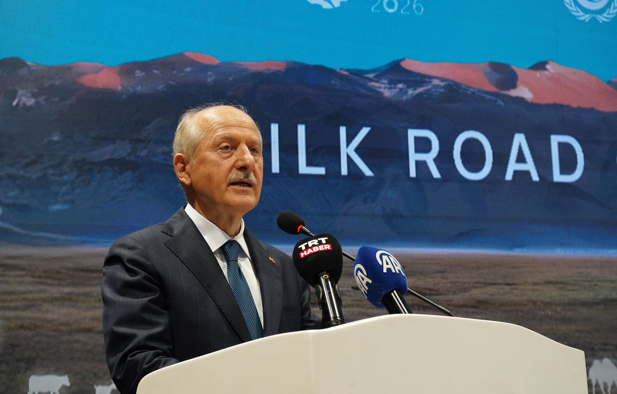 İpek Yolu Kervanı Antalya'da Tanıtıldı: Bakan Yardımcısı Suver, 'Sağlıklı Arazi, Sağlıklı Gıdanın Temelidir'