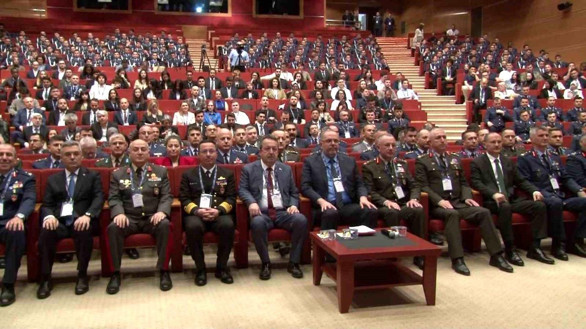 İstanbul'da 11. Havacılık ve uzay teknolojileri konferansı başladı