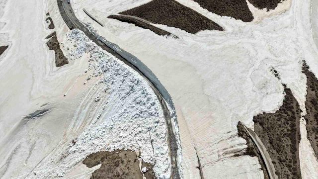kar kalinliginin 7 metreyi buldugu nemrut yol 4 19841674 o