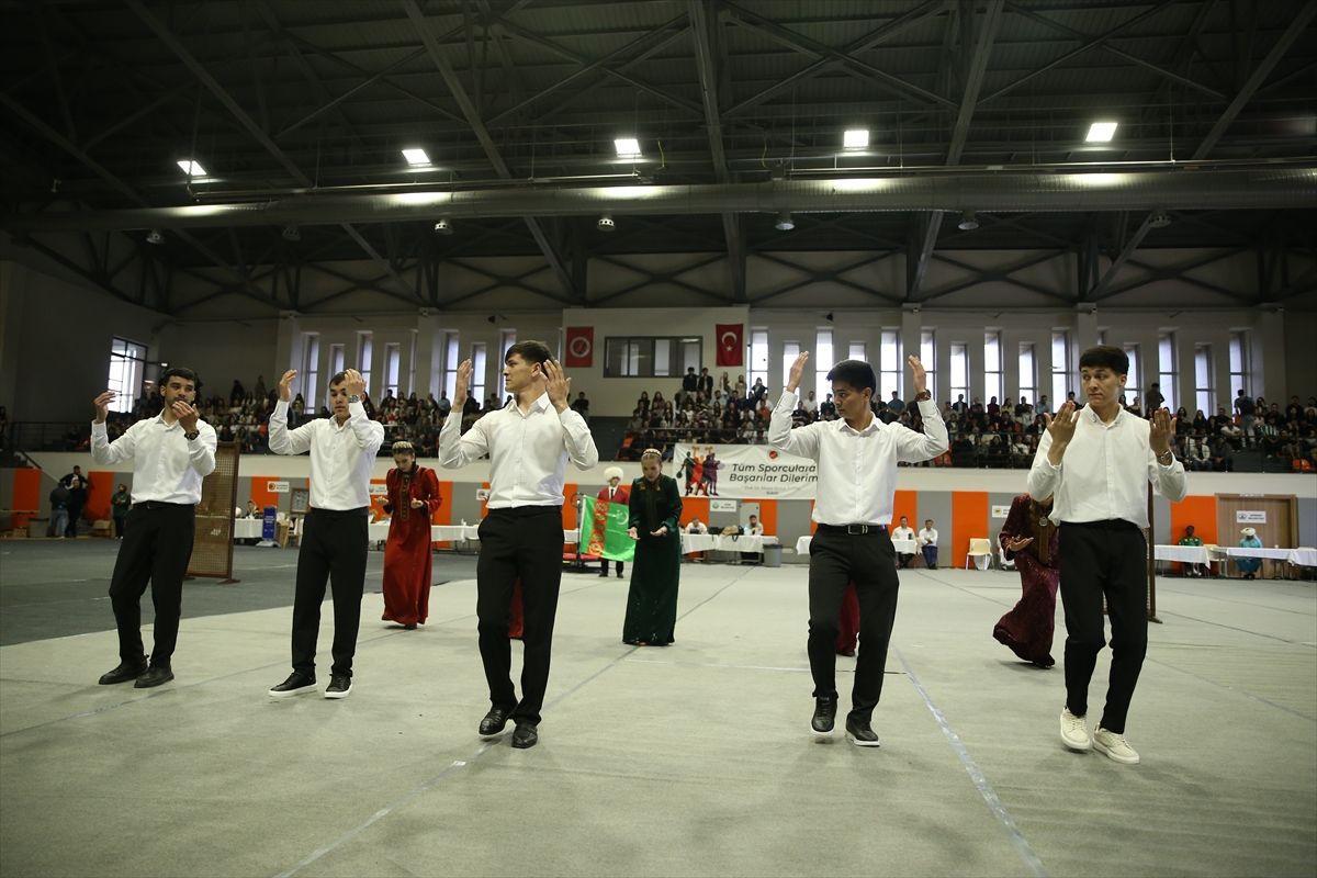 Kastamonu Üniversitesi'nde '20. Yıl Gençlik Festivali' düzenlendi