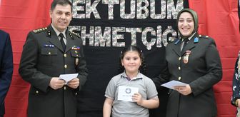 Malatya'da ilk mektuplarını Mehmetçiğe yazan öğrencilere askerlerden cevap geldi