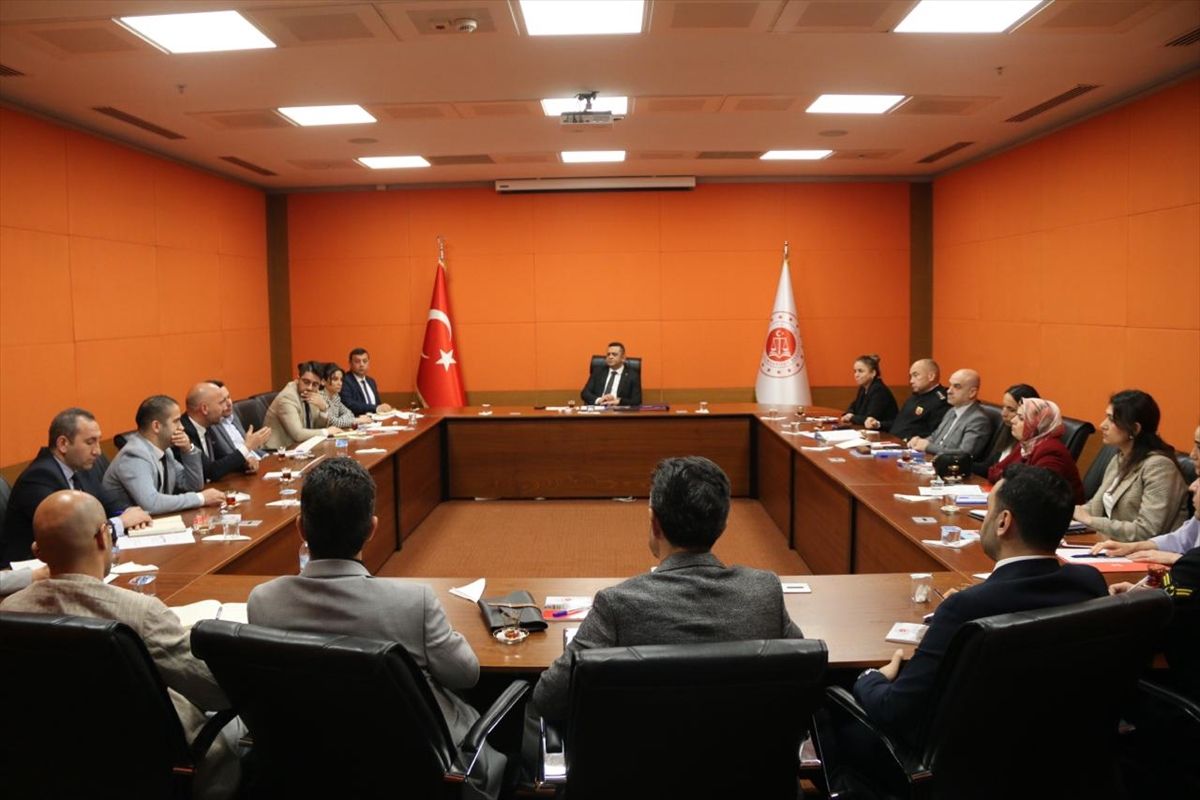 Okul saldırılarının ardından tehdit içerikli paylaşım yapan 36 çocuğa sosyal destek verilecek