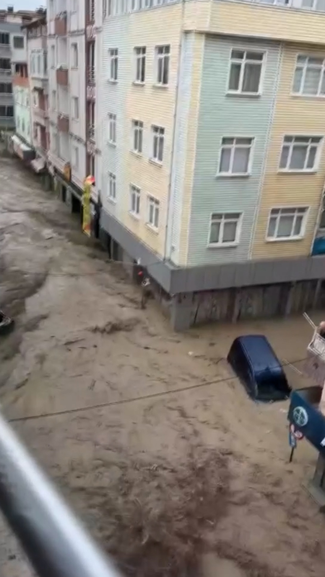 Flood damage in Samsun