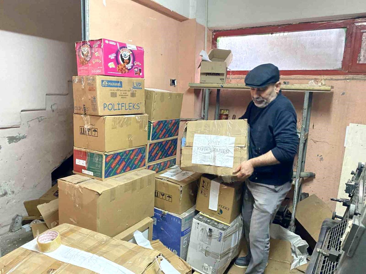 Yozgat'a şehit kütüphaneleri için 25 bin kitap