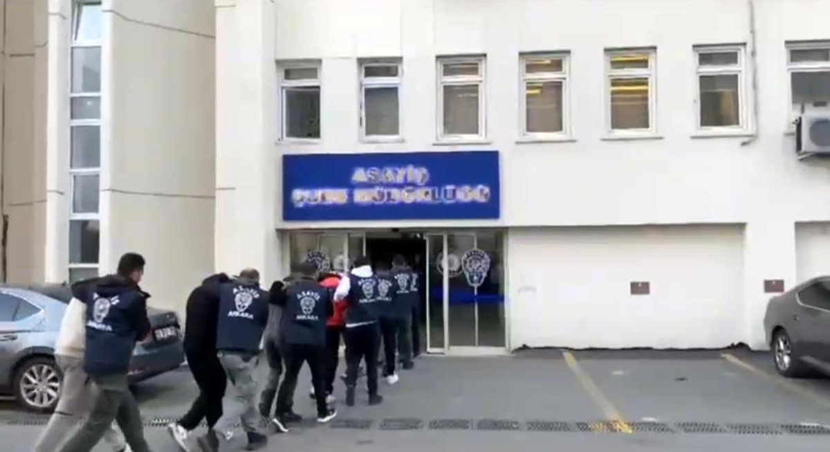 Ankara'da korsan otoparkçılık yaptığı belirlenen 32 şüpheli gözaltına alındı