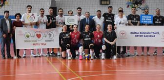 Antalya'da 'Sağlık İçin Filede Buluşalım 9.Geleneksel Voleybol Turnuvası' başladı