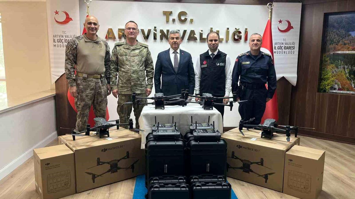 Artvin'de sınır hattında termal dron dönemi