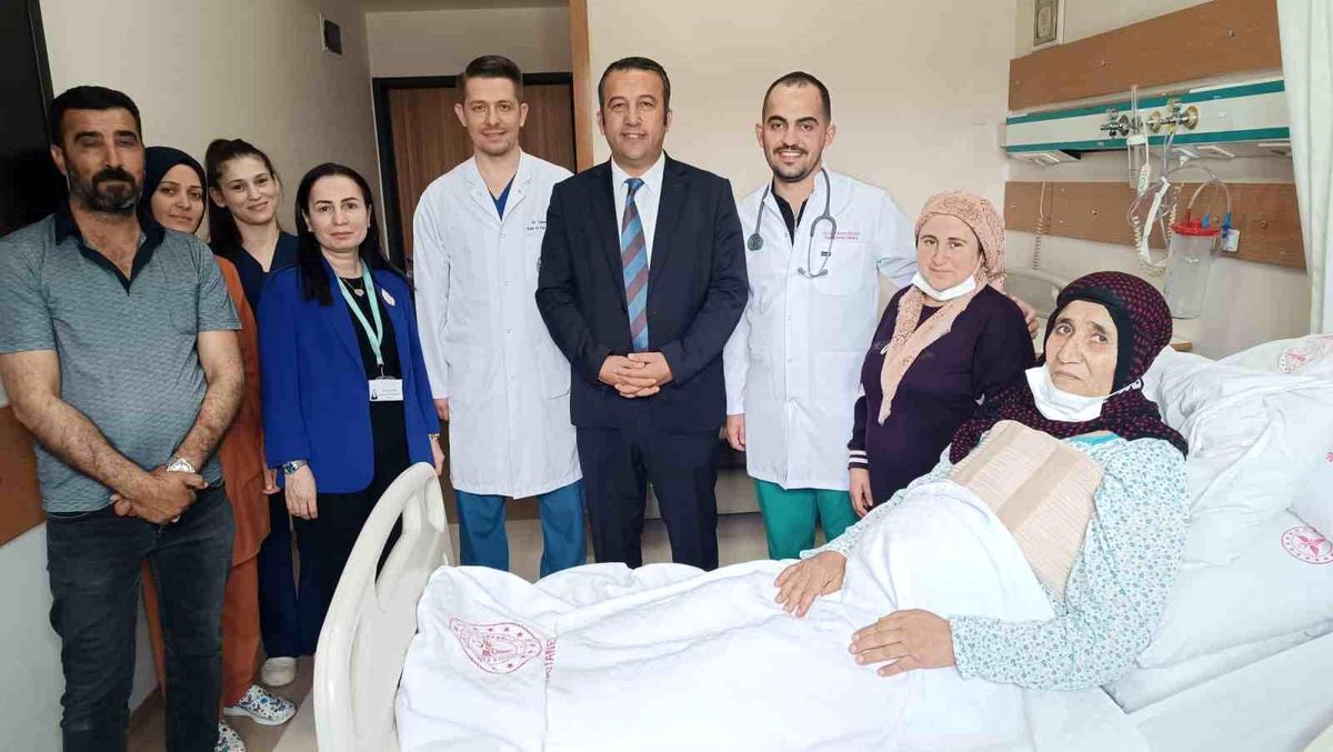 Batman'da bir ilk: 71 yaşındaki hastaya biyolojik aort kapak ameliyatı yapıldı