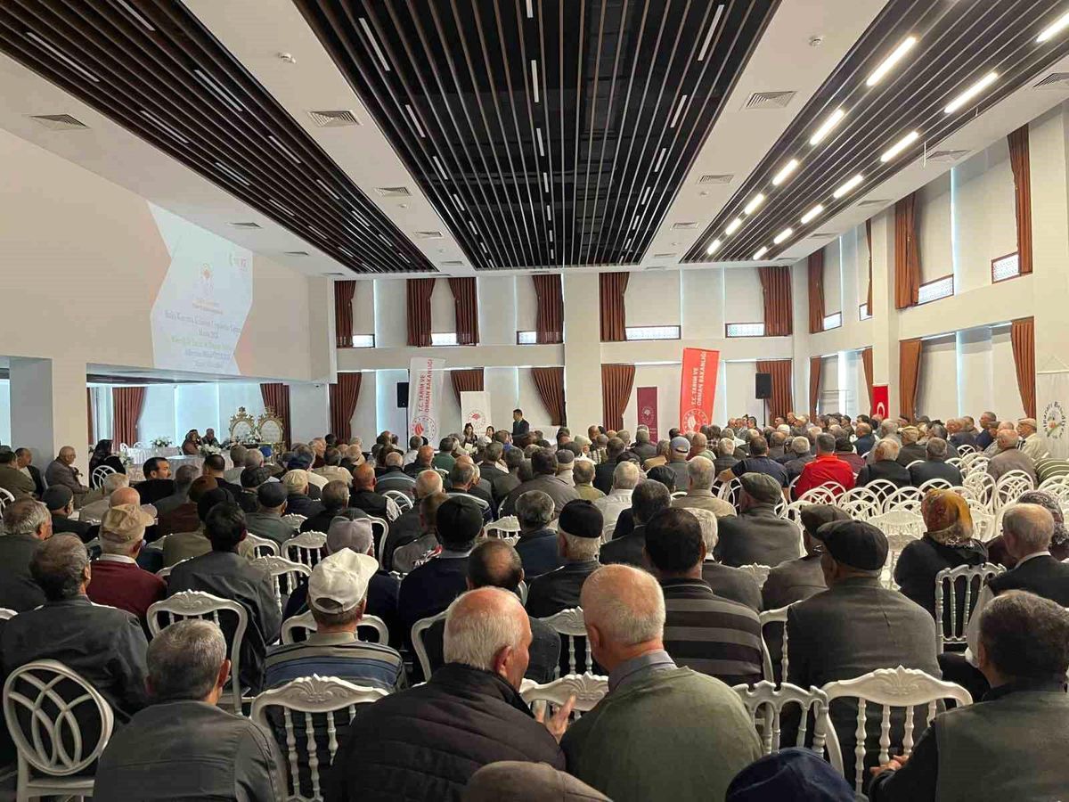Bilecik'te çiftçilere B-REÇETE eğitimi