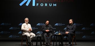 Dekolonize Film Günleri Başladı: Mecid Mecidi ve Bozdağ Kültürel Sömürgeciliği Eleştirdi