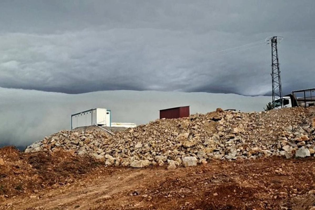Dünyada nadir görülüyor! Çanakkale'de gökyüzünde sıra dışı manzara