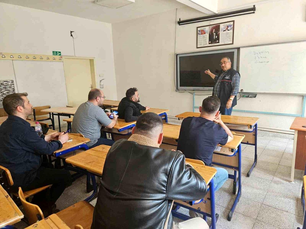 Emet'te 'Kurban Kesim Elemanı' kursu