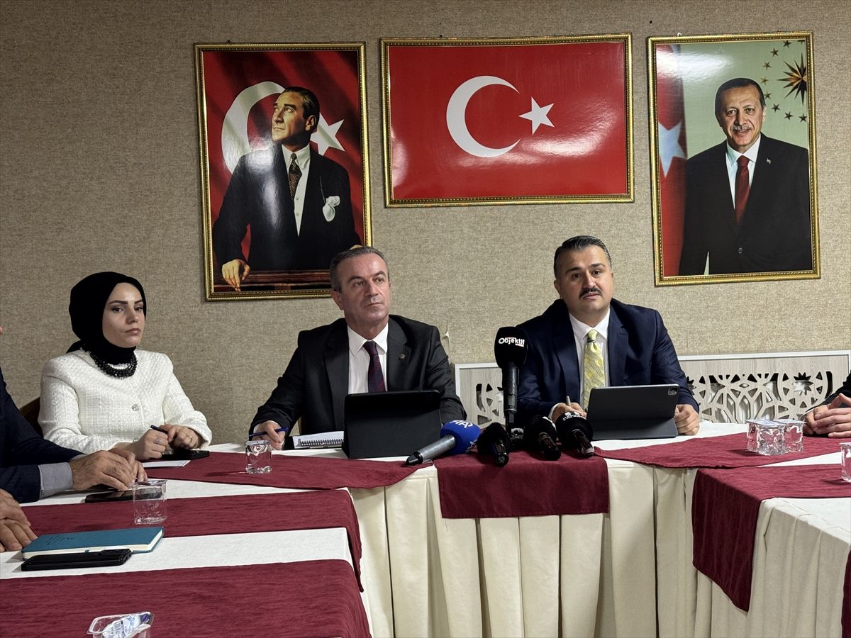 Hakkari'de AK Parti İl Yürütme Kurulu Toplantısı yapıldı