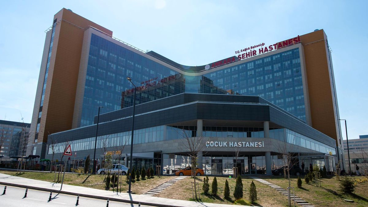 Kamu hastanelerine 1.747 uzman hekim kadrosu açıldı, sadece 483'ü doldu